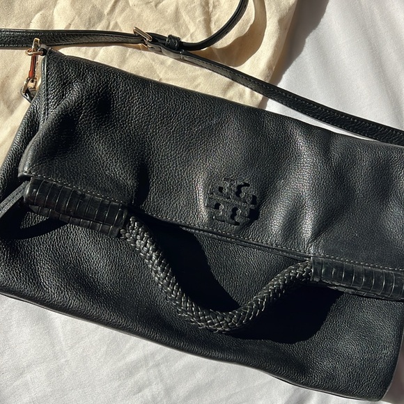 Tory Burch McGraw pebbled Leather Tassel fold over crossbody with Braided handle - Picture 2 of 5